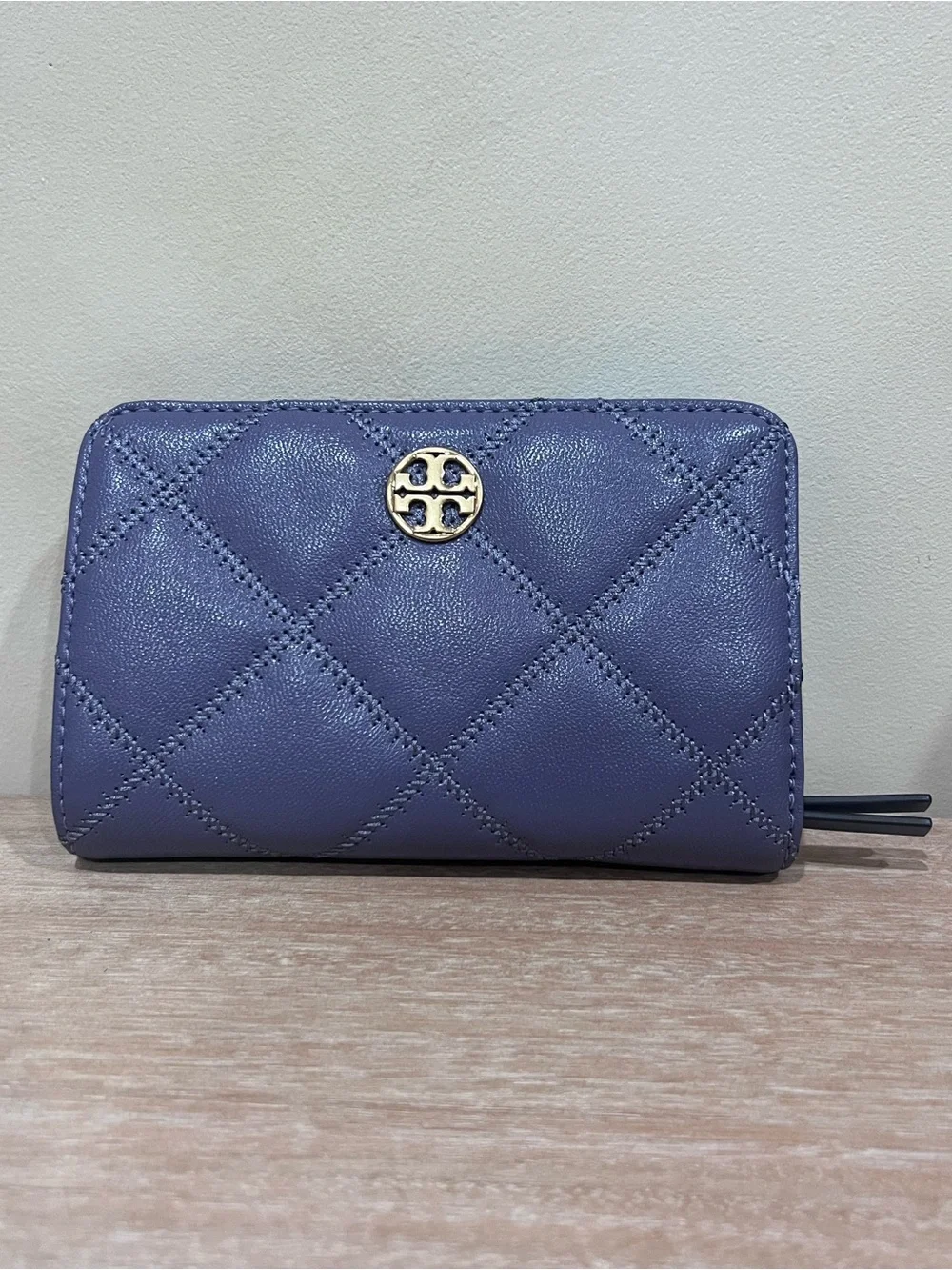 NWT Tory Burch Willa Medium Wallet Dark Lotus